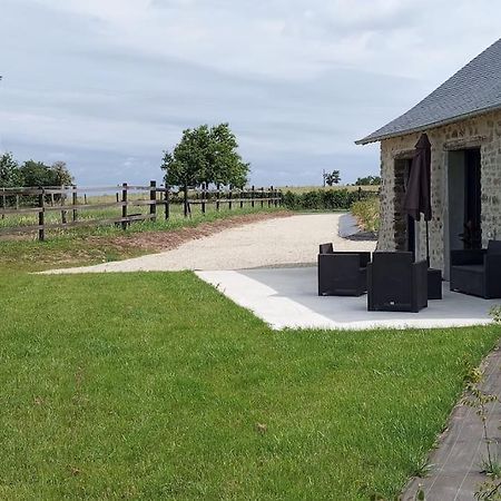 La Giraudiere Batisse Au Calme 2 A 4 Personnes Soulgé-sur-ouette Exteriér fotografie